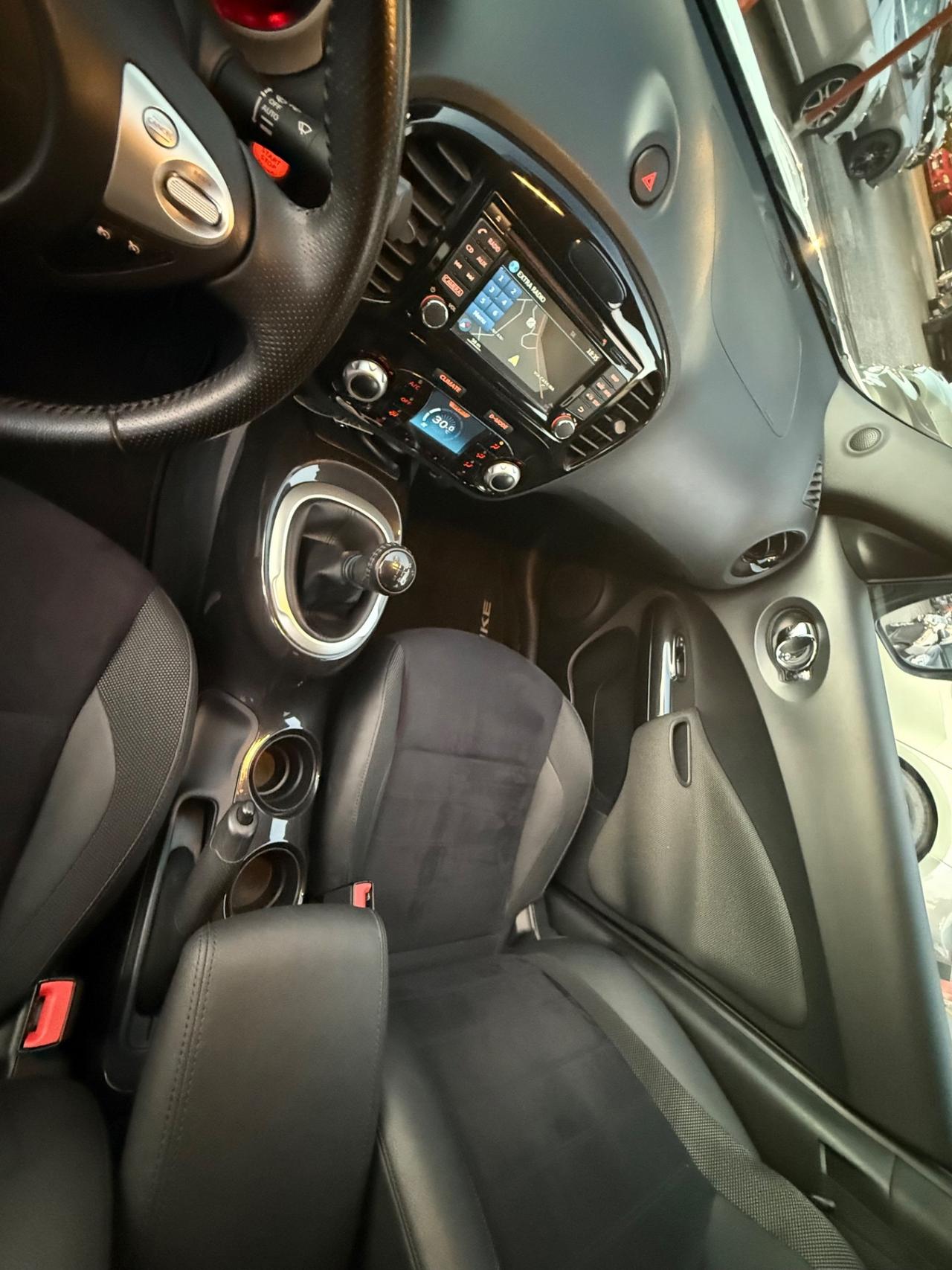 Juke 1.5 dCi- N-Connecta-(( 50 MILA KM -UNIPRO ))