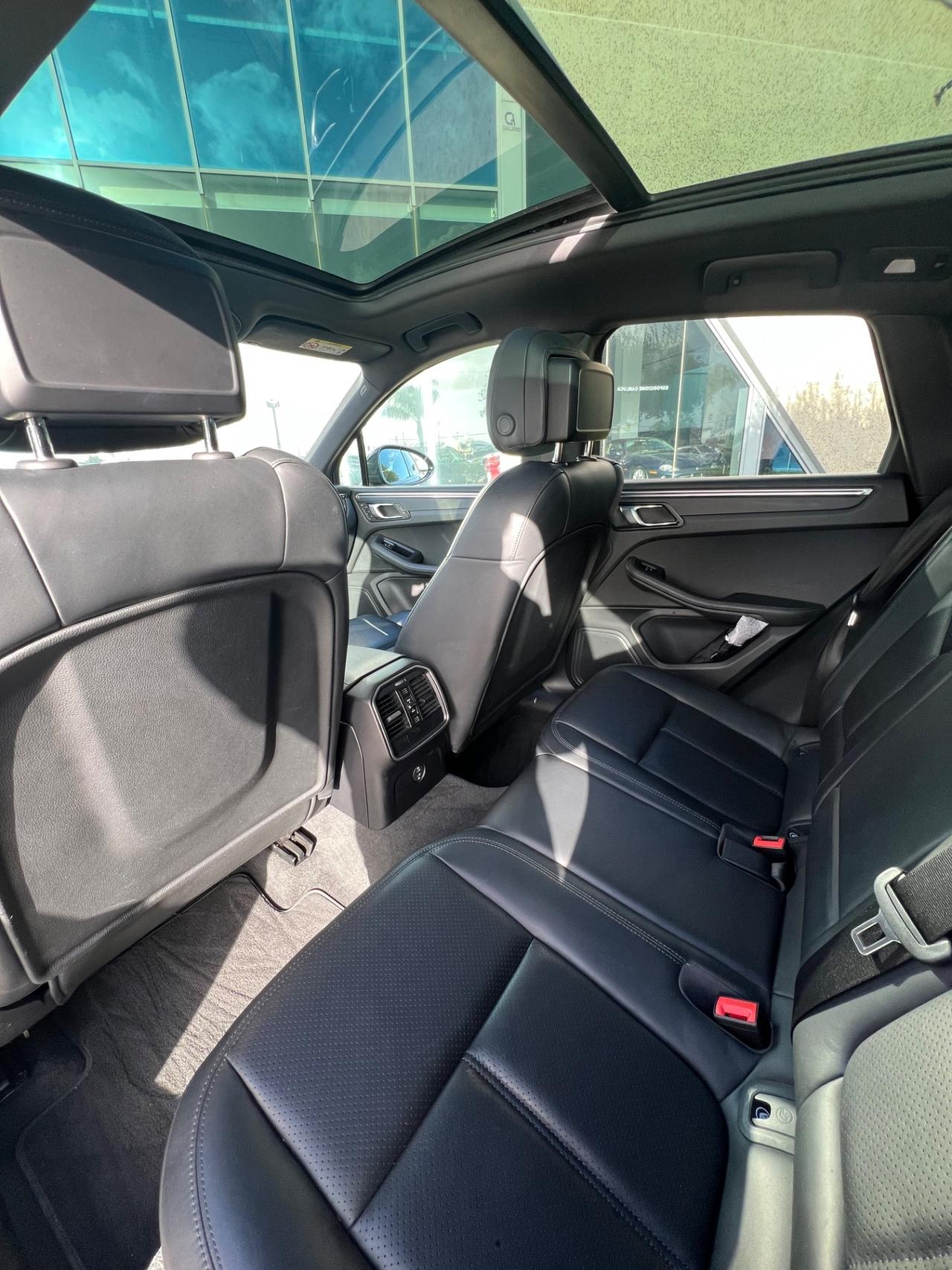 Porsche Macan 2.0 245cv pdk