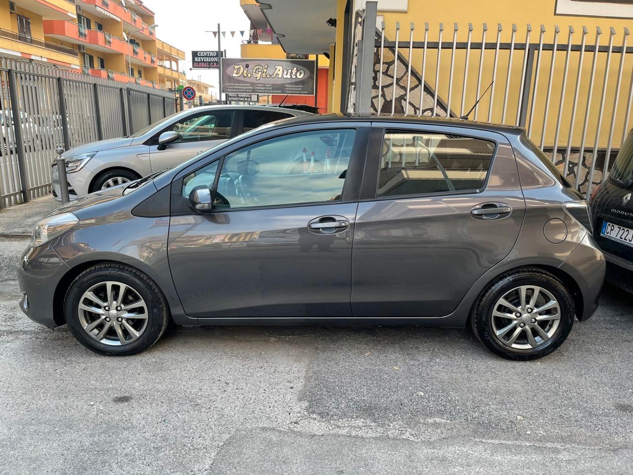 Toyota Yaris 1.3 5 porte Style