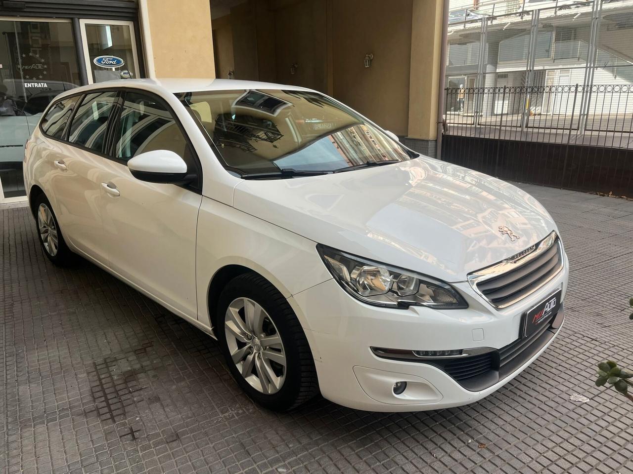 Peugeot 308 BlueHDi 120 S&S SW Business