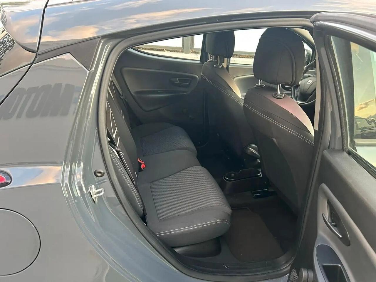 Lancia Ypsilon 1.2 Gold ecochic Gpl 69cv my16