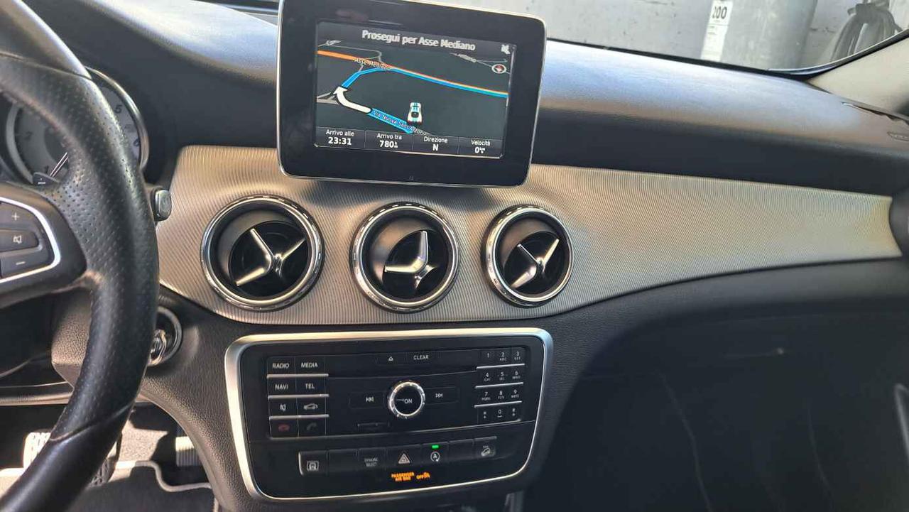 Mercedes-benz GLA 200 d Automatic 4Matic Premium