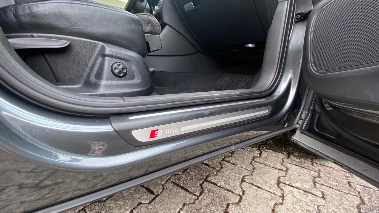 Audi Q3 2.0 TDI 140cv quattro S tronic Off-Road S-Line Navi Led Full