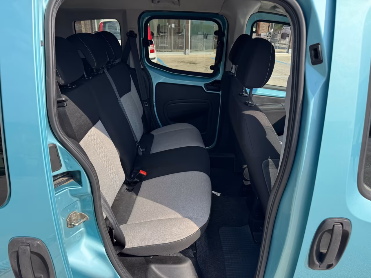 Fiat Qubo 1.3 MJT 95 CV Lounge, Full!!!