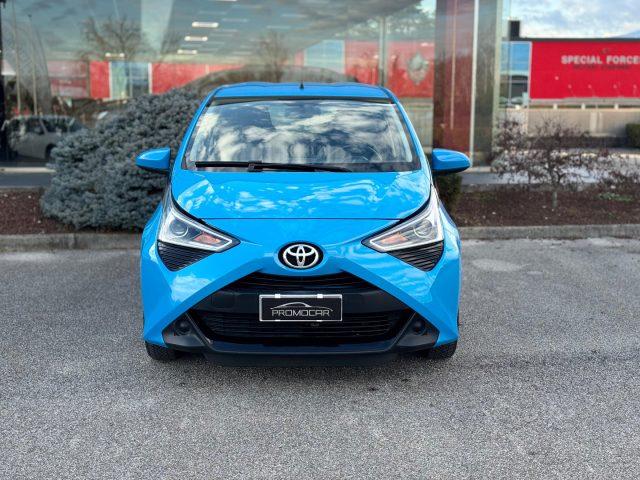 TOYOTA Aygo CONNECT 1.0 VVT-i 5 P X-BUSINESS *SERVICE TOYOTA*