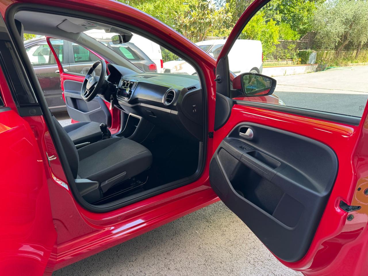 Volkswagen up! 1.0 eco 5PORTE GARANZIA 24 MESI
