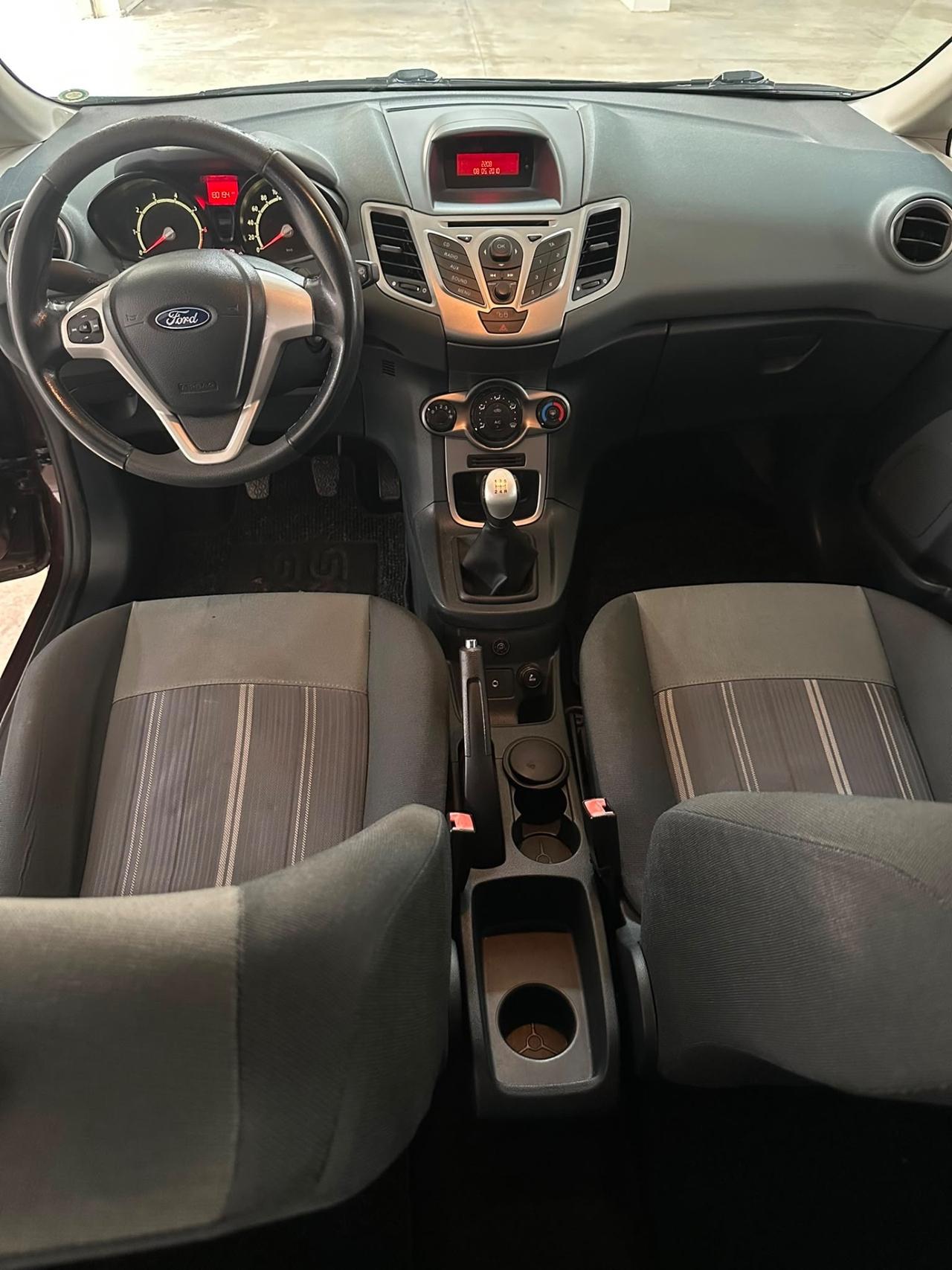 Ford Fiesta 1.4 5 porte Bz.- GPL Titanium