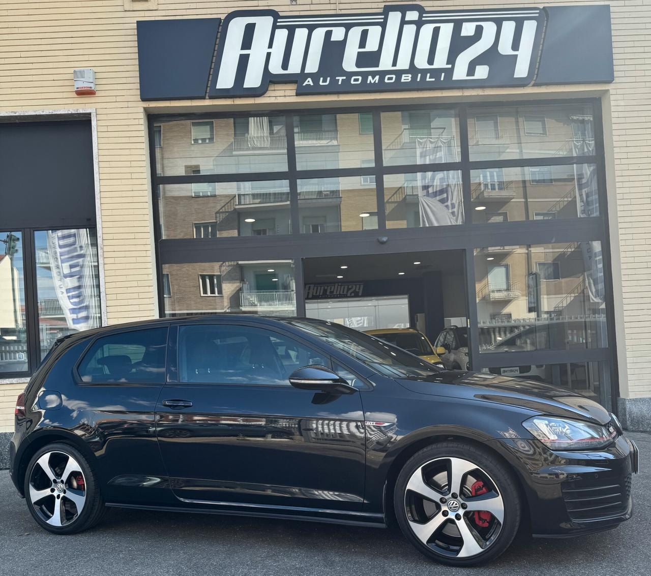 Volkswagen Golf GTI Performance 2.0 TSI 3p.