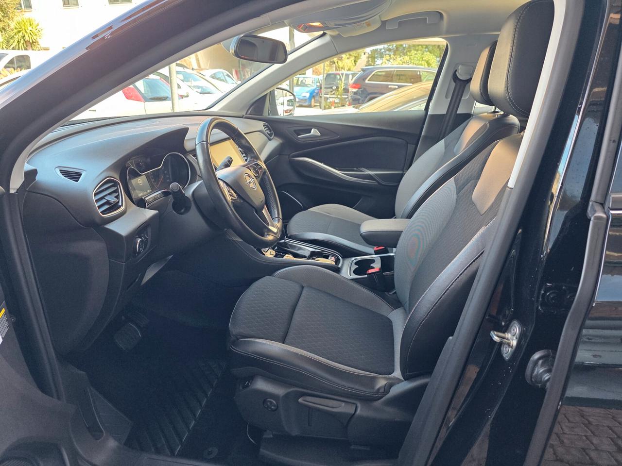 Opel Grandland 1.5 diesel Ecotec aut. Business Elegance