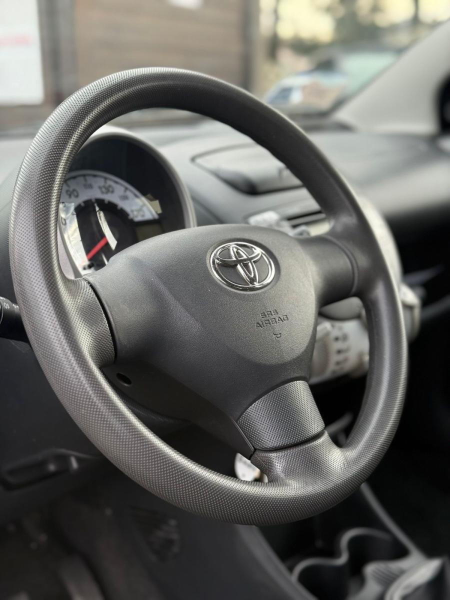 TOYOTA - Aygo - 1.0 12V VVT-i 5p. Cool Soda Conn.