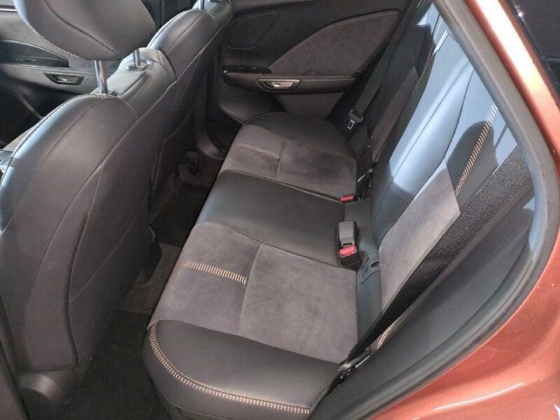 Lexus LBX LBX Hybrid Cool