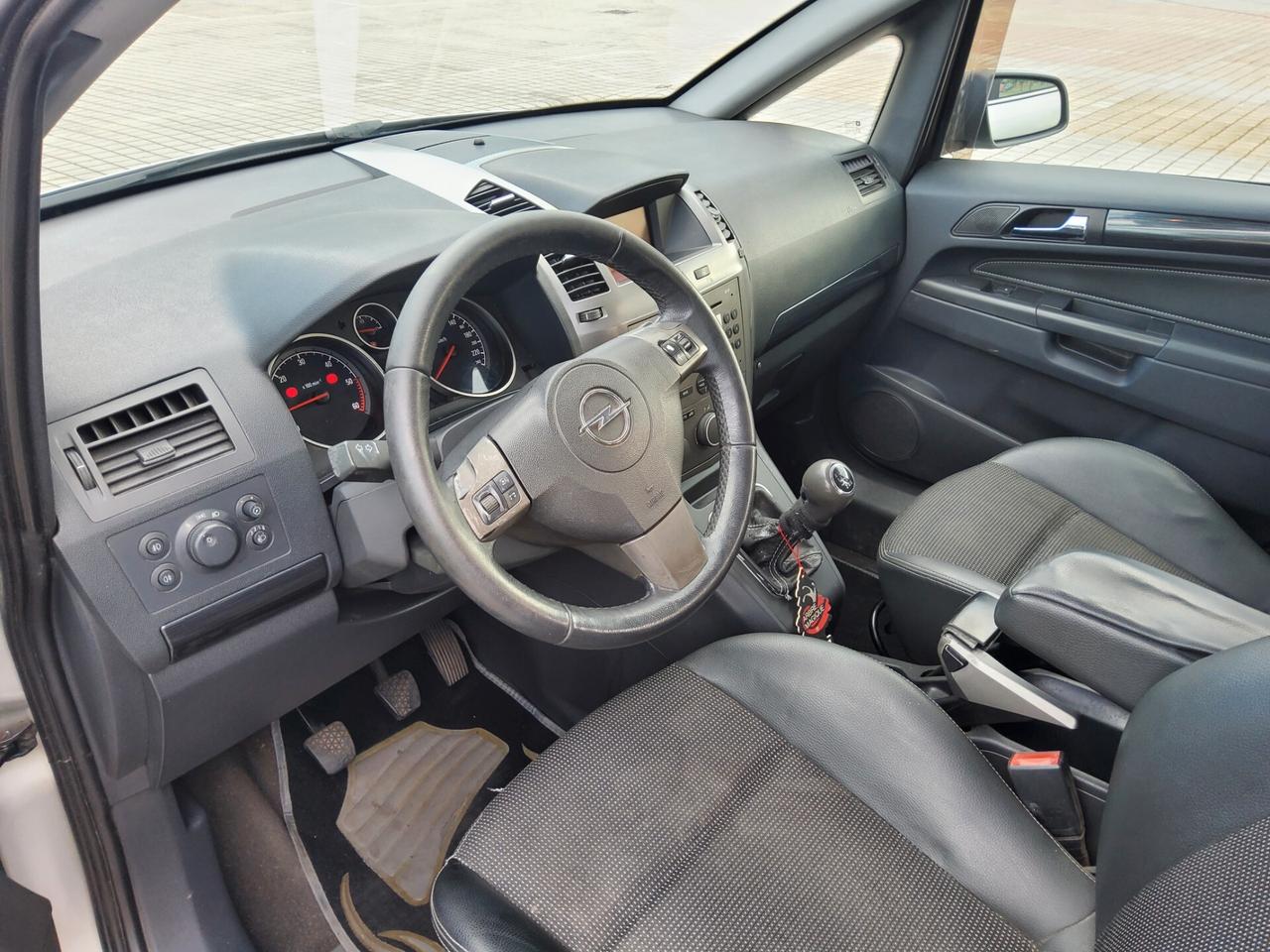 Opel Zafira 1.9 CDTI 120CV Cosmo