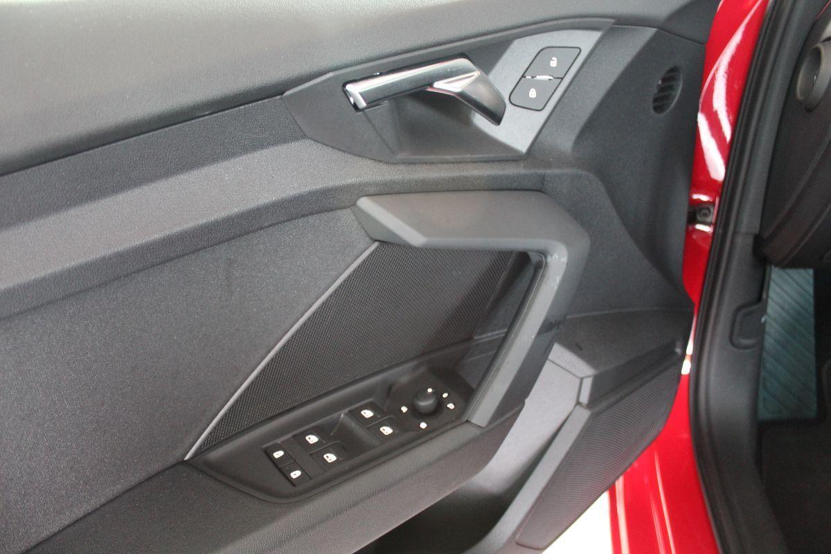 AUDI - A3 - SPB 35 TDI S tronic S line edition