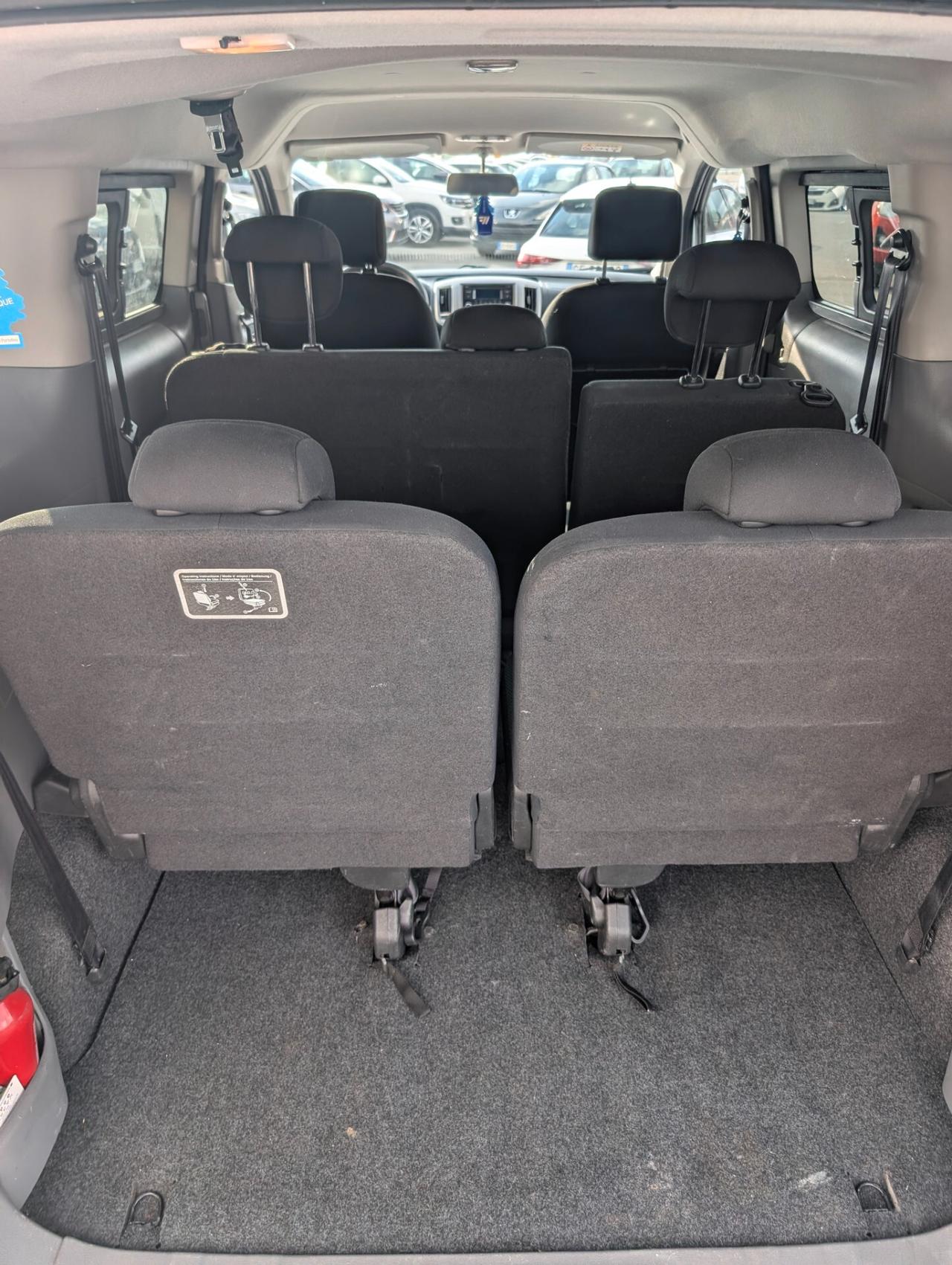 7 POSTI Nissan NV200 1.5 dCi 110CV Combi (N1)
