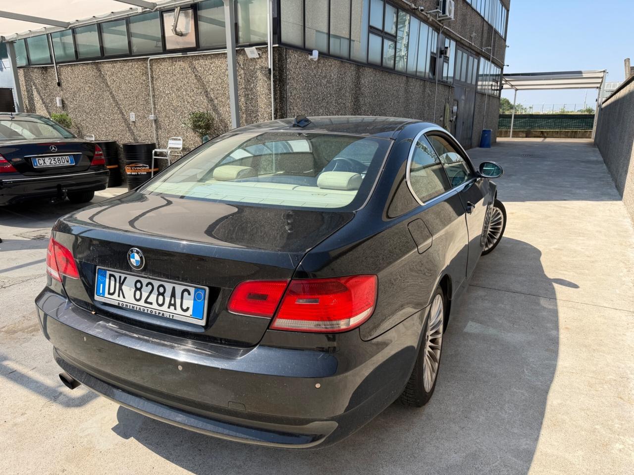 BMW 320d 177CV Coupé Futura MANUALE