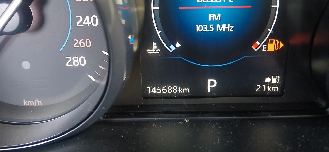 Jaguar XE 2.0 D Turbo 180 CV AWD aut. R-Sport