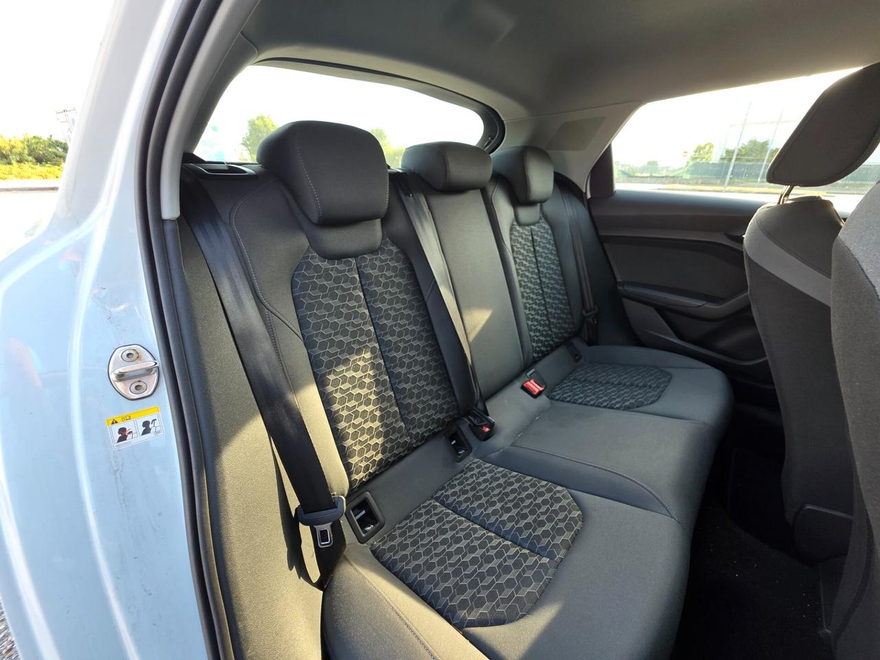 Audi A1 SPB 35 TFSI S tronic line edition
