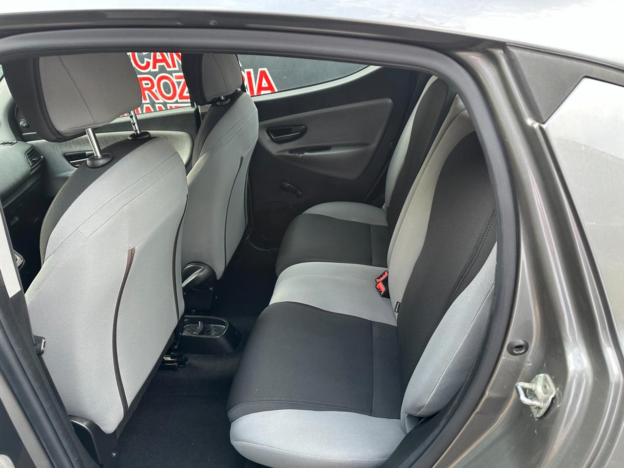 Lancia Ypsilon 1.3 MJT 16V 95 CV 5 porte S&S Platinum