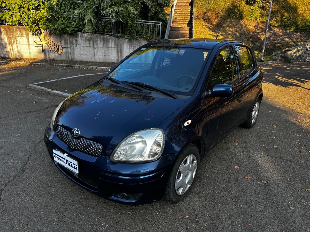 Toyota Yaris 1.0i 16V cat 5 porte Sol GPL