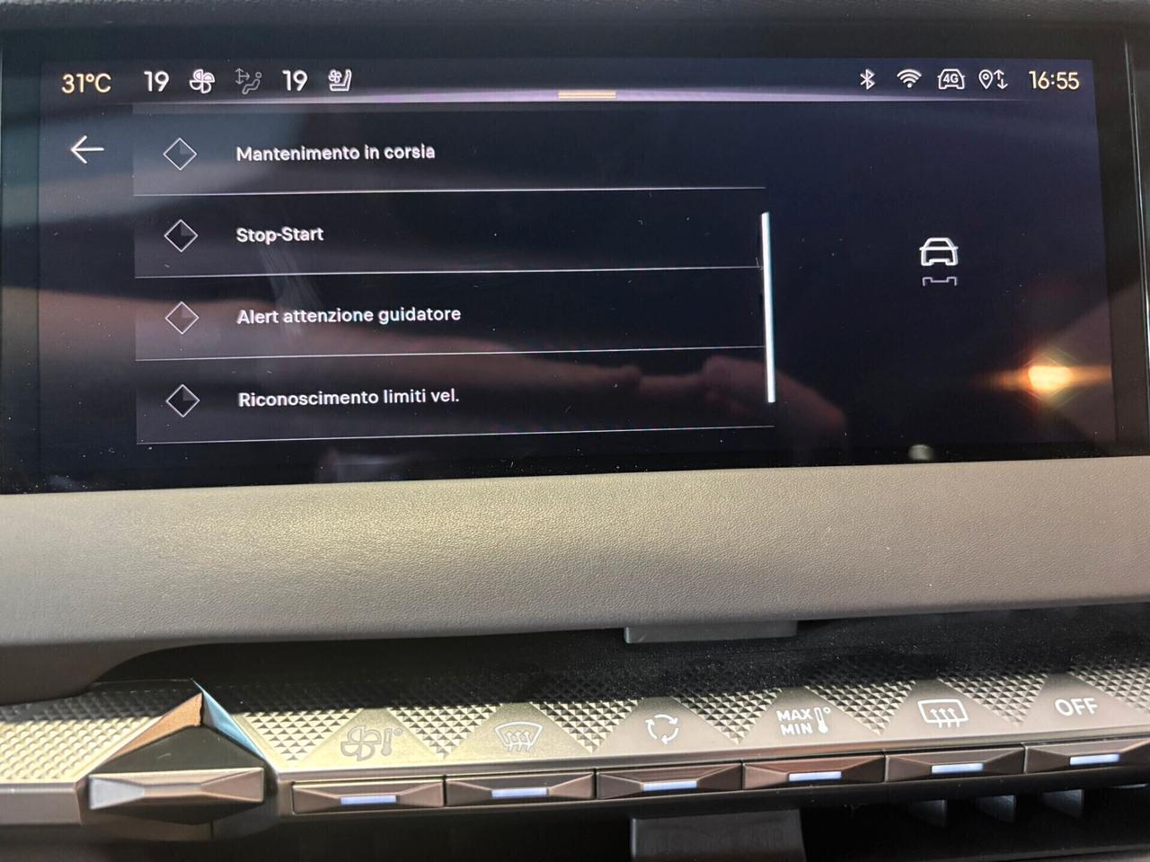 Ds DS4 CROSS RIVOLI BlueHDi 130 aut. SPOTICAR