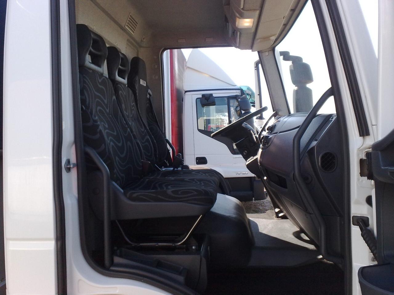 Iveco Eurocargo 100E22 PIANALE - 2011
