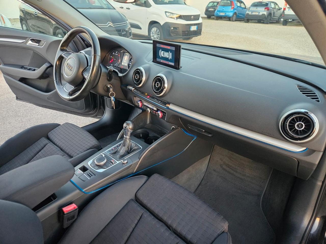 Audi A3 1.6 TDI S tronic Attraction