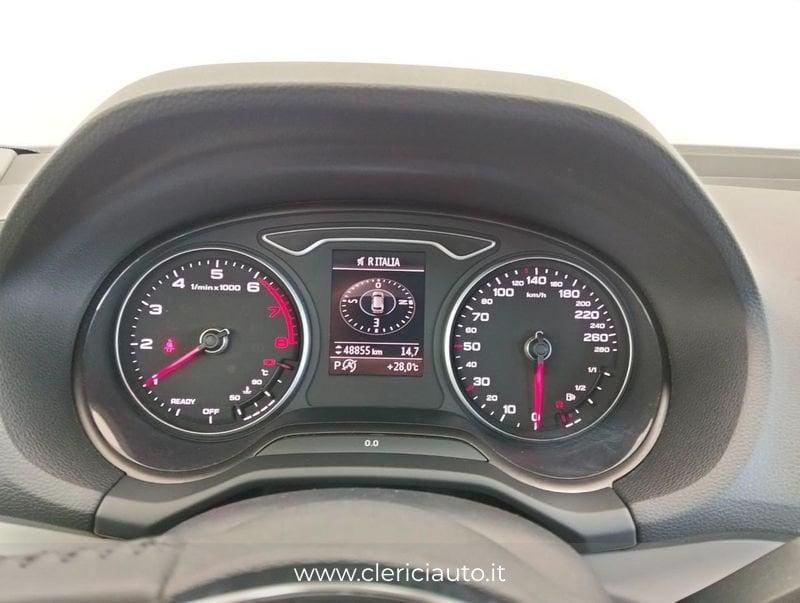 Audi Q2 30 TFSI S tronic Business