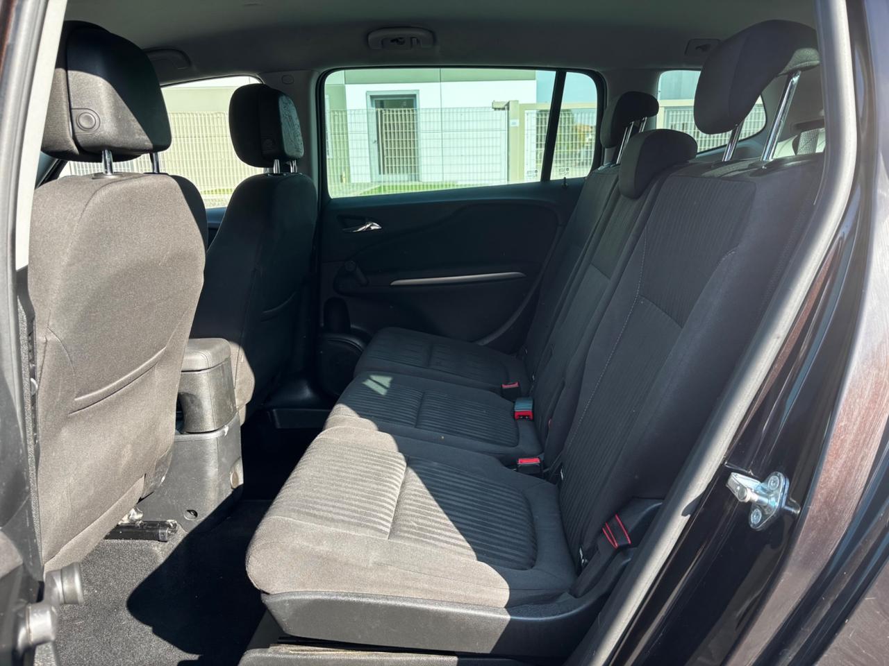Opel Zafira Tourer 2.0 CDTi 110CV,7 POSTI, GARANZIA