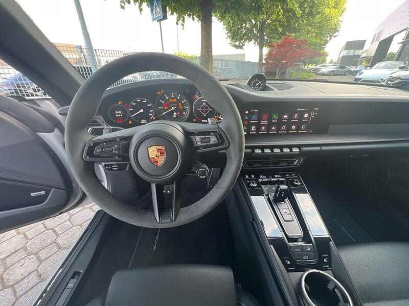 Porsche 911 Carrera GTS (992.1)