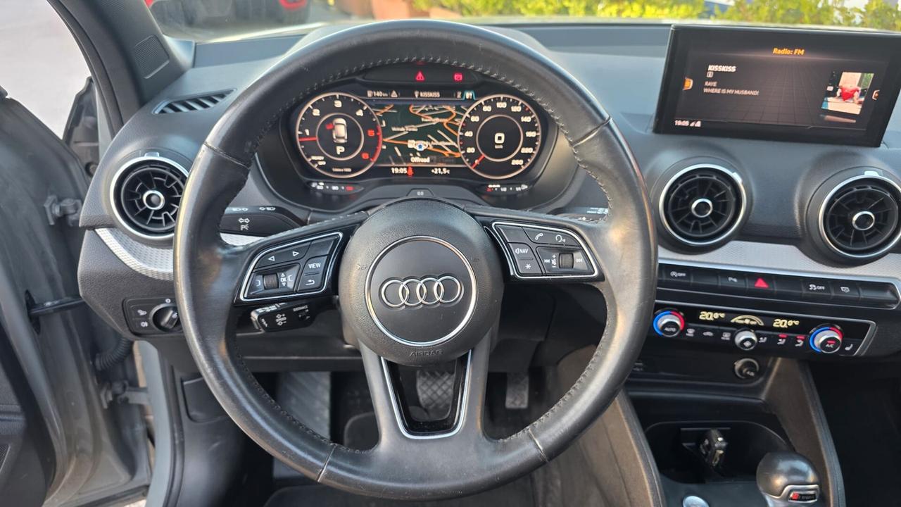 Audi Q2 30 TDI S tronic s-line Tetto