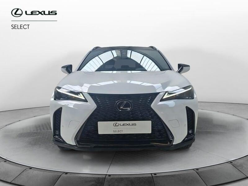 Lexus UX Hybrid Design