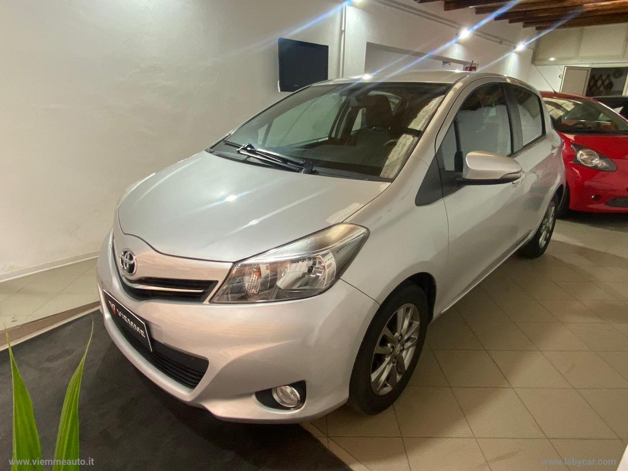 TOYOTA Yaris 1.0 5p.