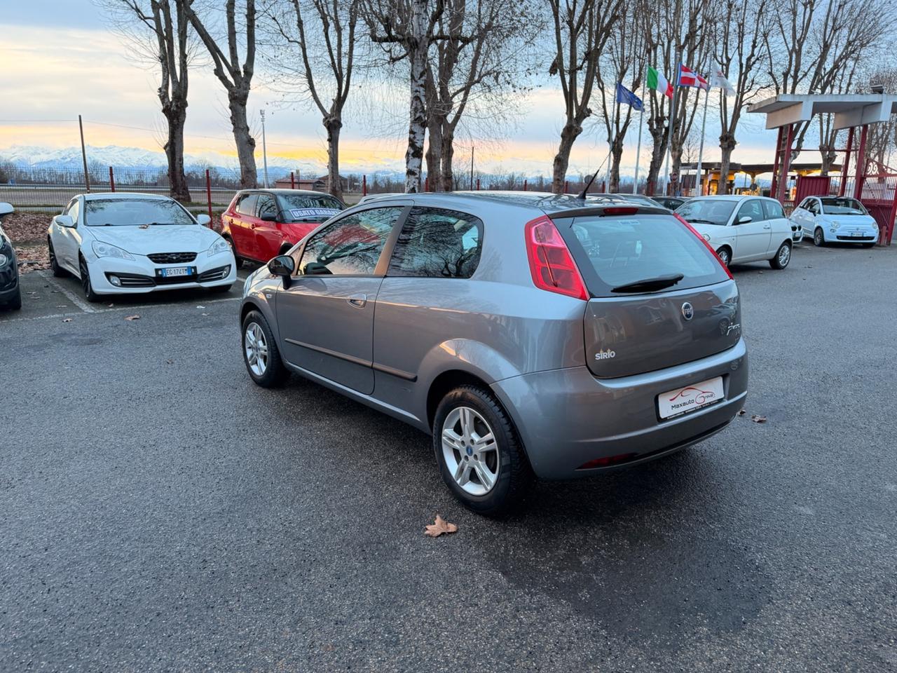 Fiat Grande Punto 1.4 Starjet 16V 3 porte Dynamic