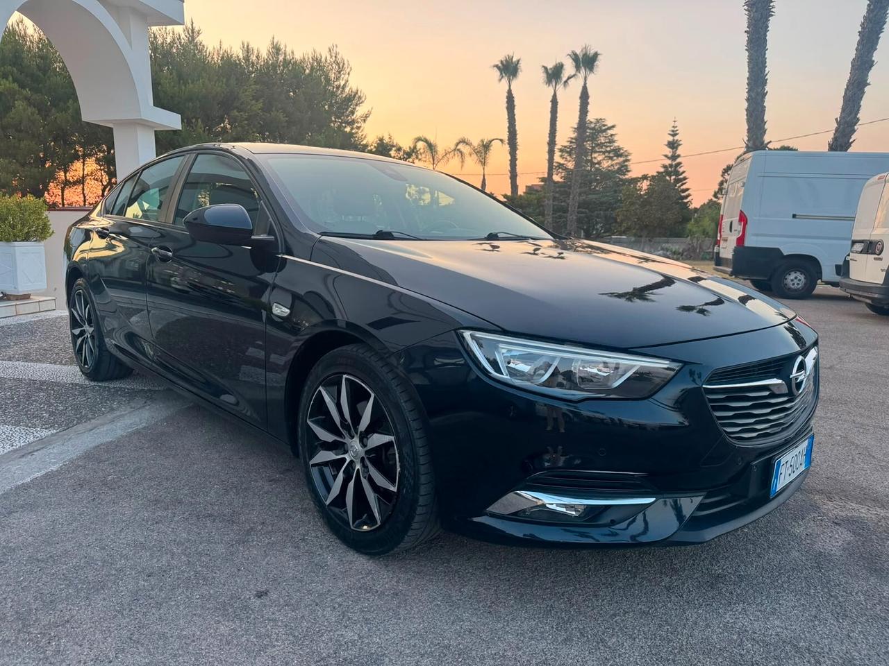Opel Insignia 1.6 CDTI BERLINA