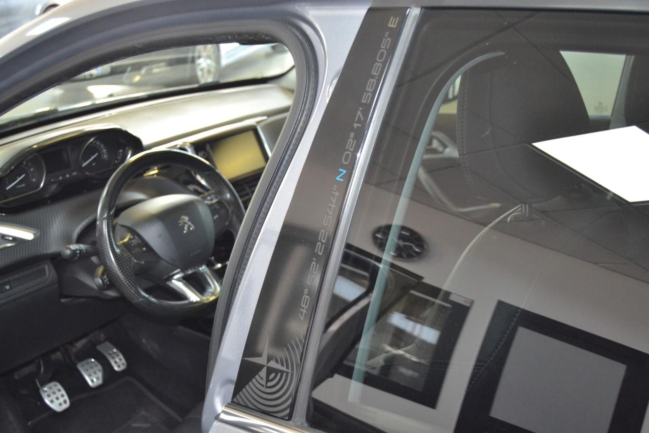 Peugeot 2008 BlueHDi 120 CV Crossway Tetto/Navi