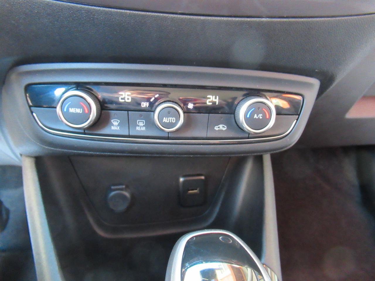 Opel Crossland X 1.5 ECOTEC D 120 CV Start&Stop aut. Ultimate