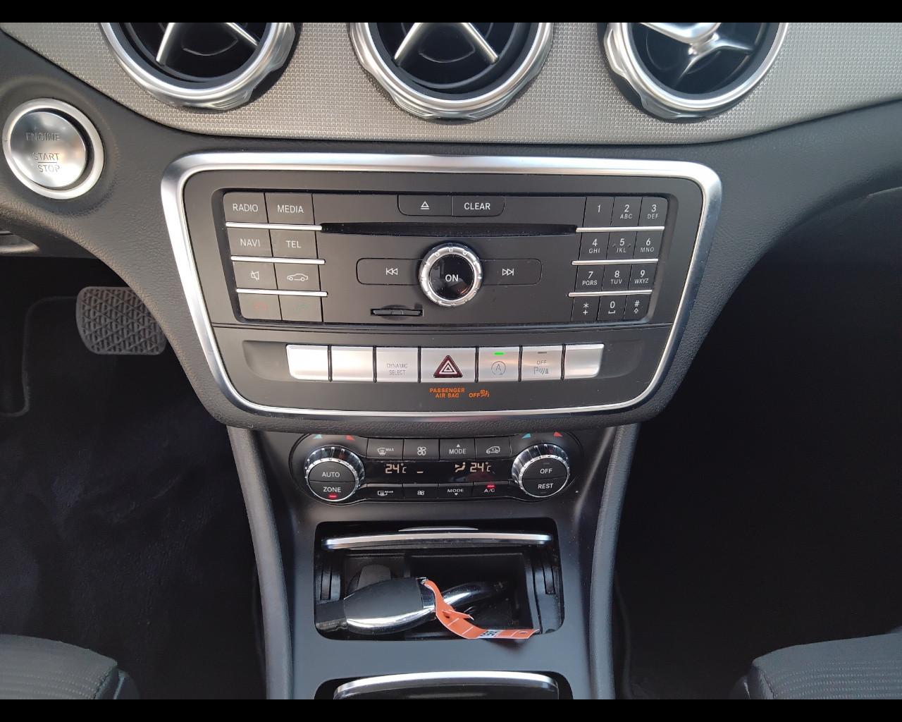 Mercedes-Benz GLA-X156 2017 - GLA 200 d Sport auto