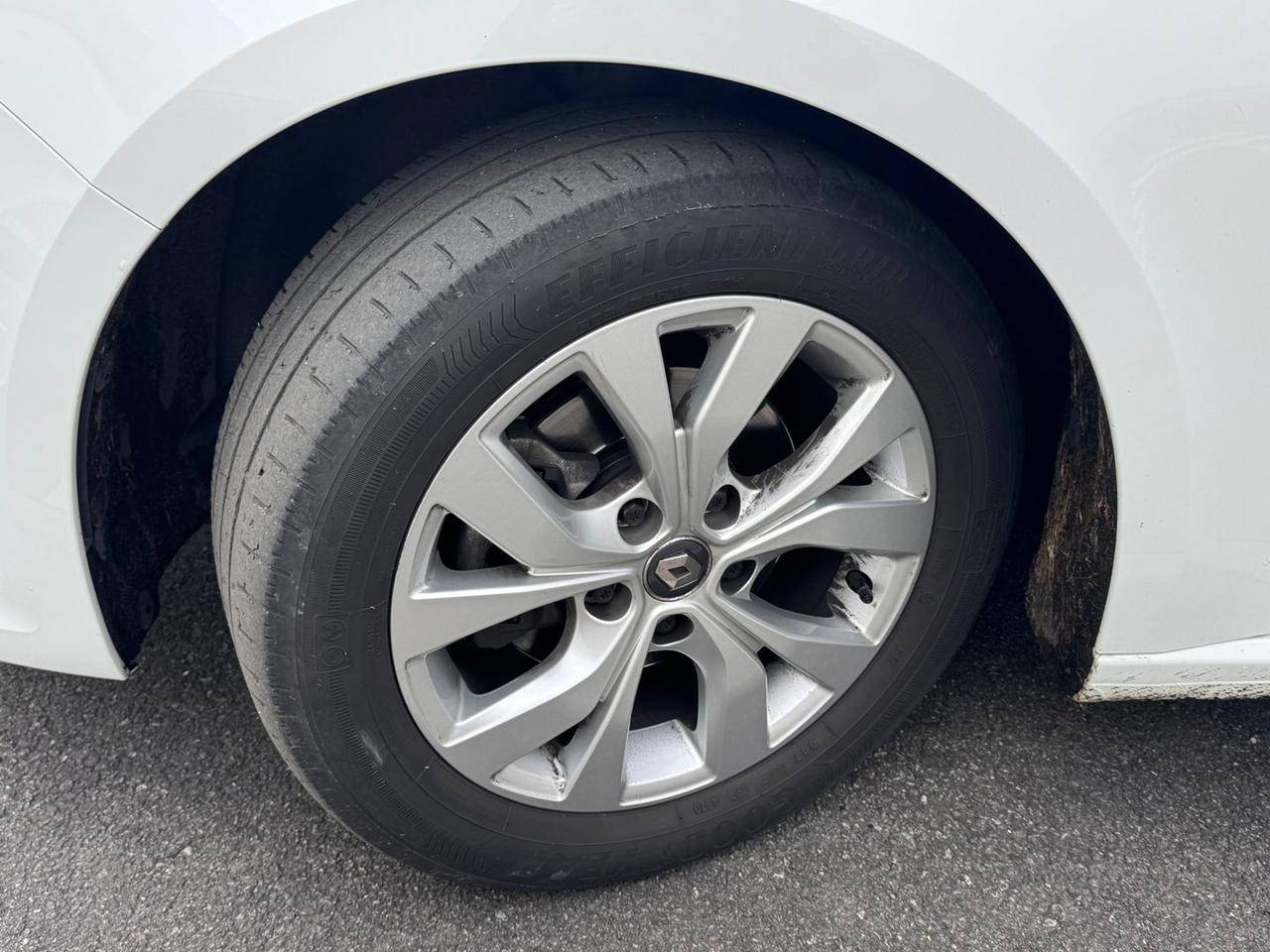 Renault Megane Business 1.3 Tce 140Cv #9072