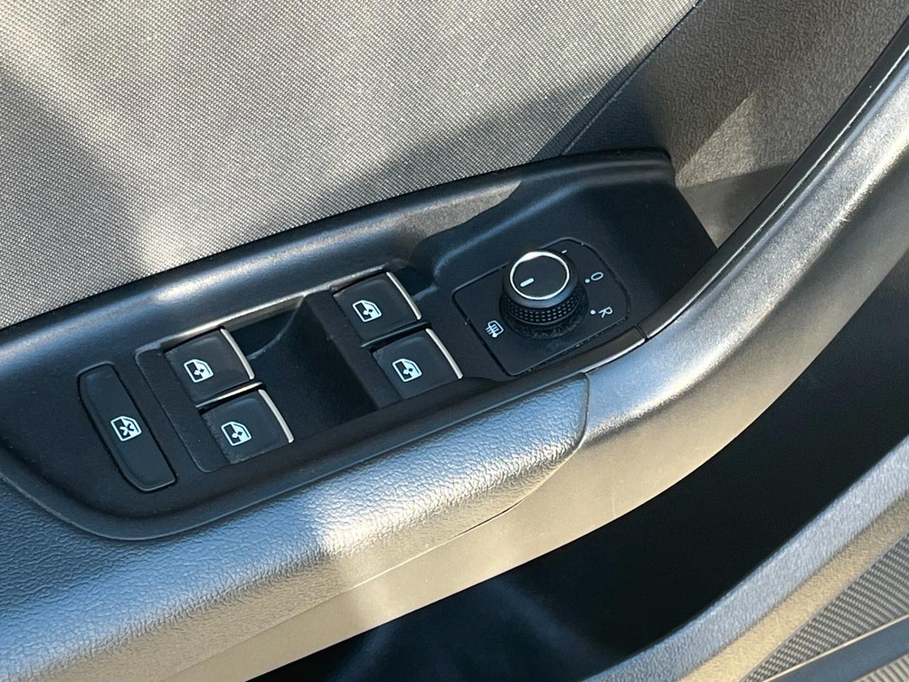 Audi A1 citycarver 30 TFSI Identity Contrast