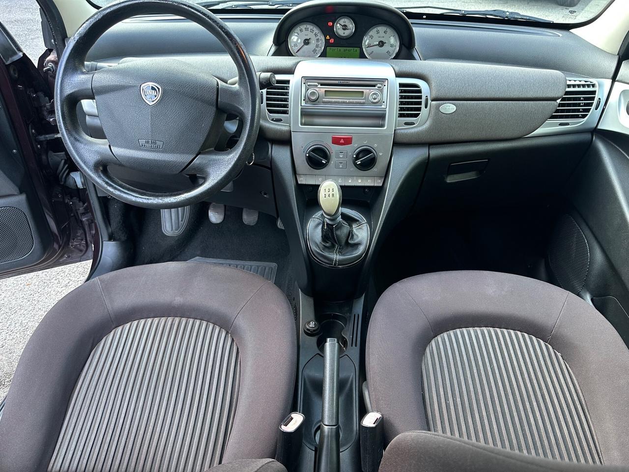 Lancia Ypsilon 1.2 BENZINA NEOPATENTATI - 2009