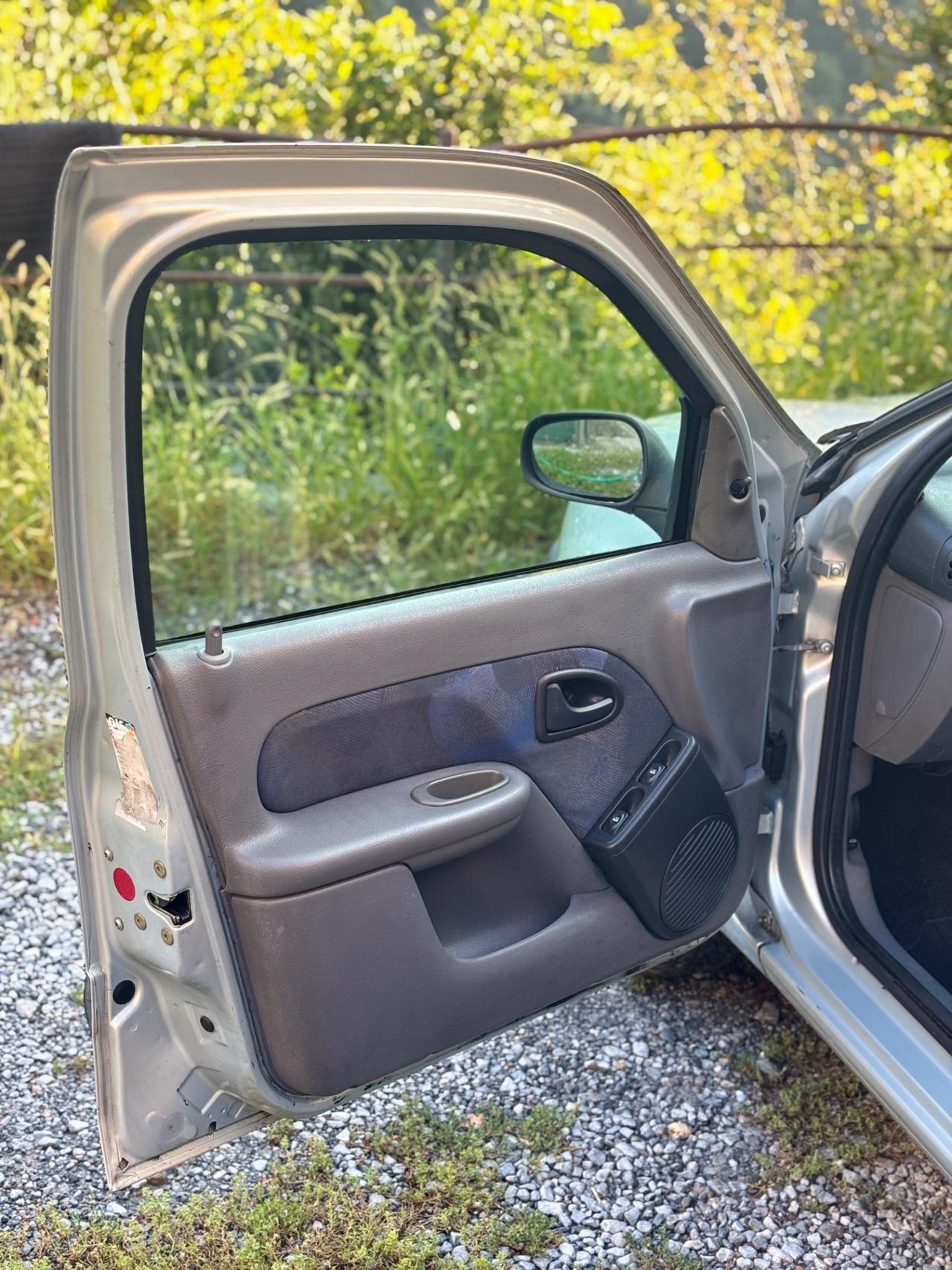 Renault Clio 1.4 16V OK NEOPATENTATI