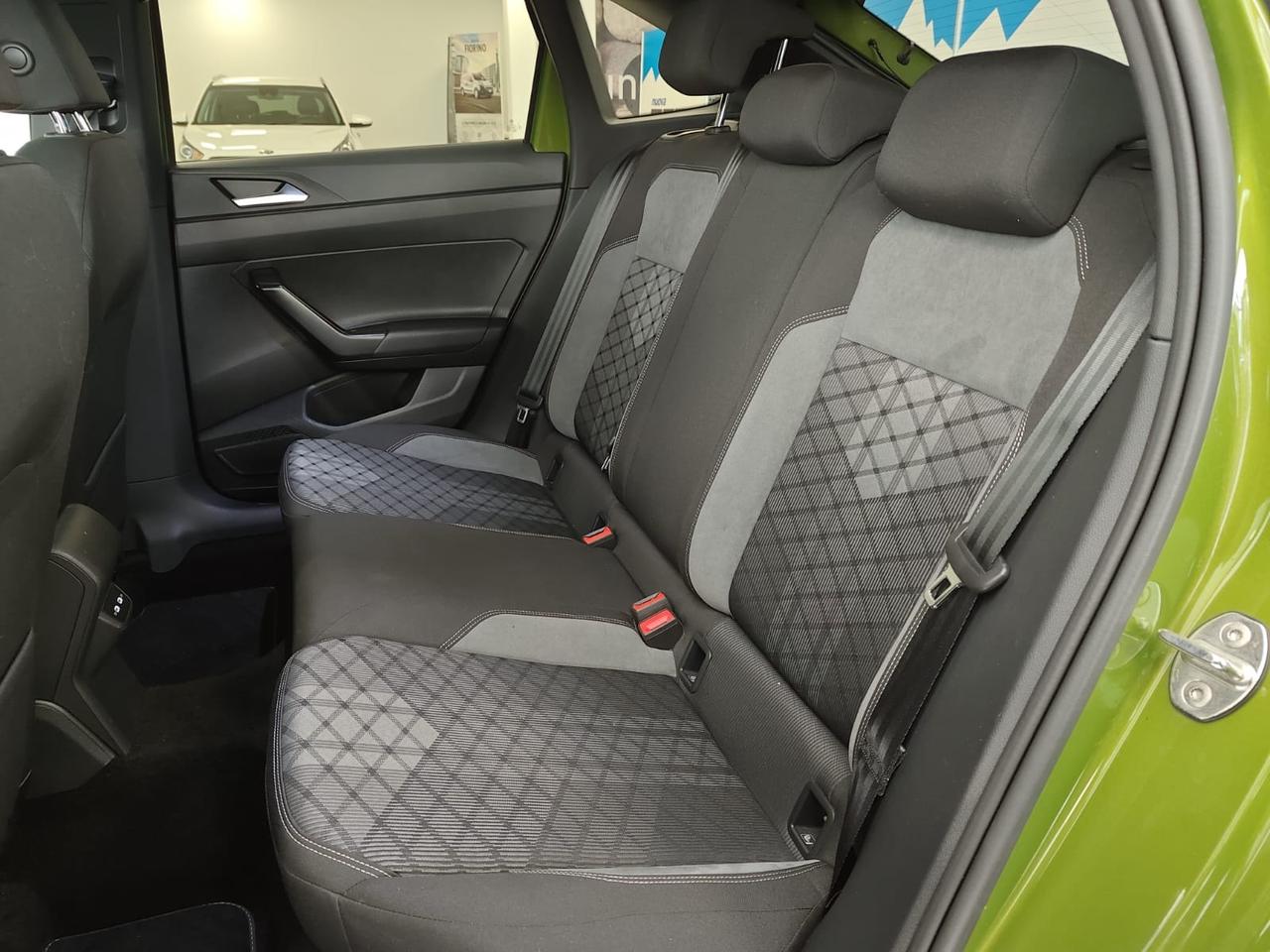 VOLKSWAGEN Taigo 1.5 tsi R-Line 150cv dsg