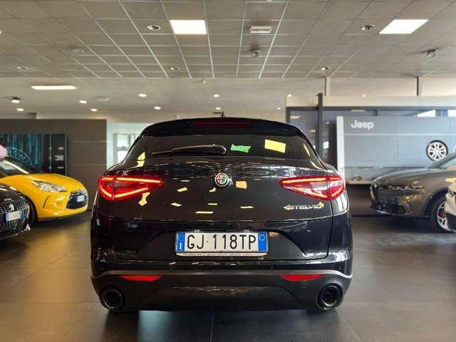 Alfa Romeo Stelvio 2.2 Turbodiesel 160 CV AT8 RWD
