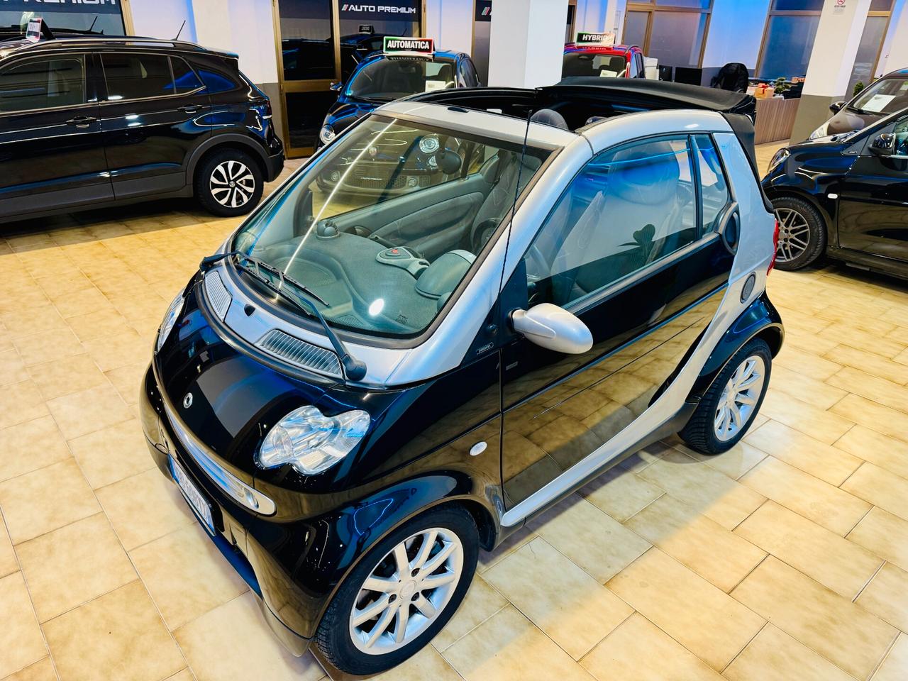 Smart ForTwo 700 cabrio (45 kW) Clima - Centralizzata