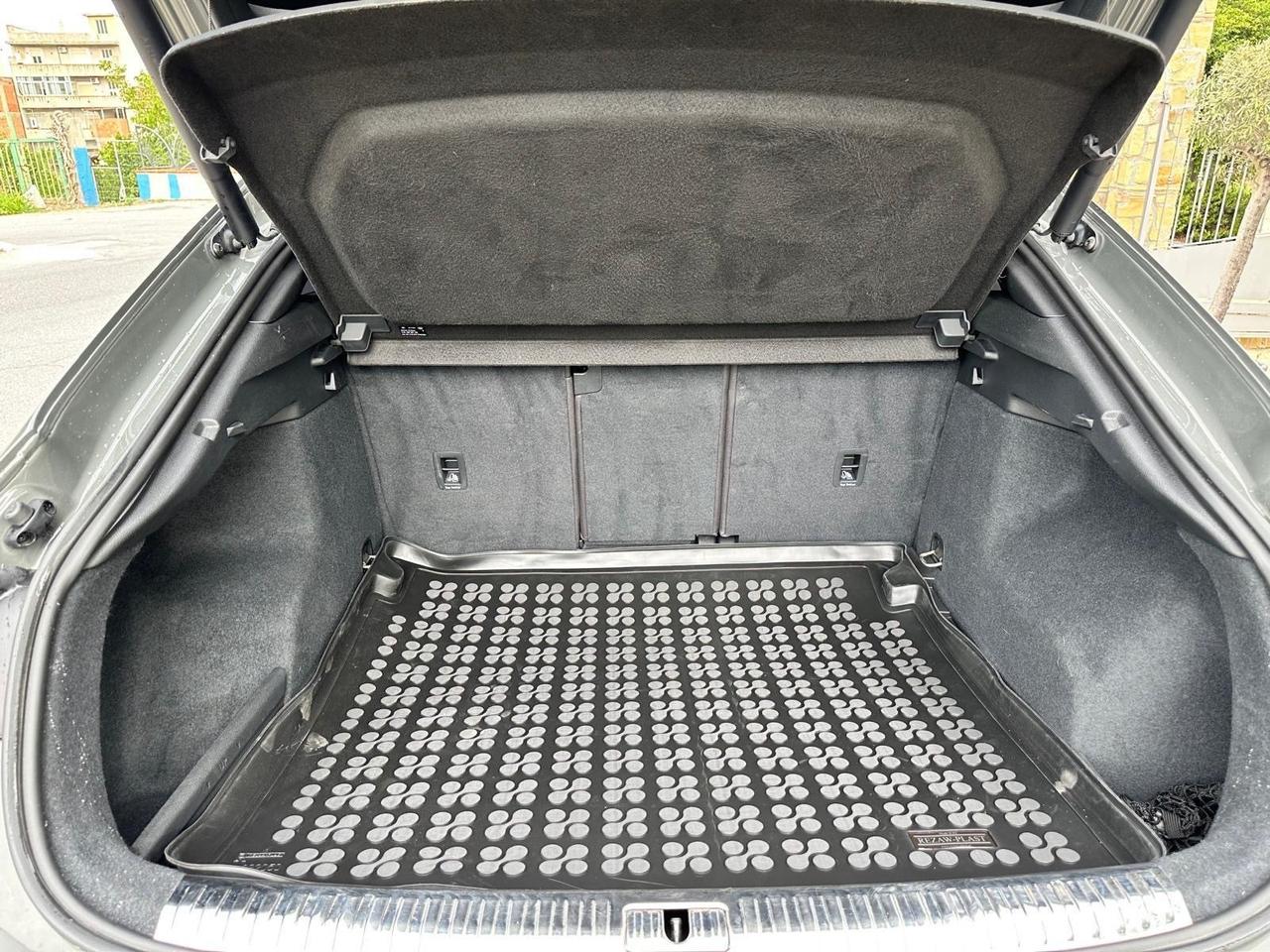 Audi Q3 35 TDI S tronic line edition