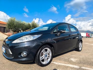 Ford Fiesta 1.4 TDCi 70CV 5 porte Titanium