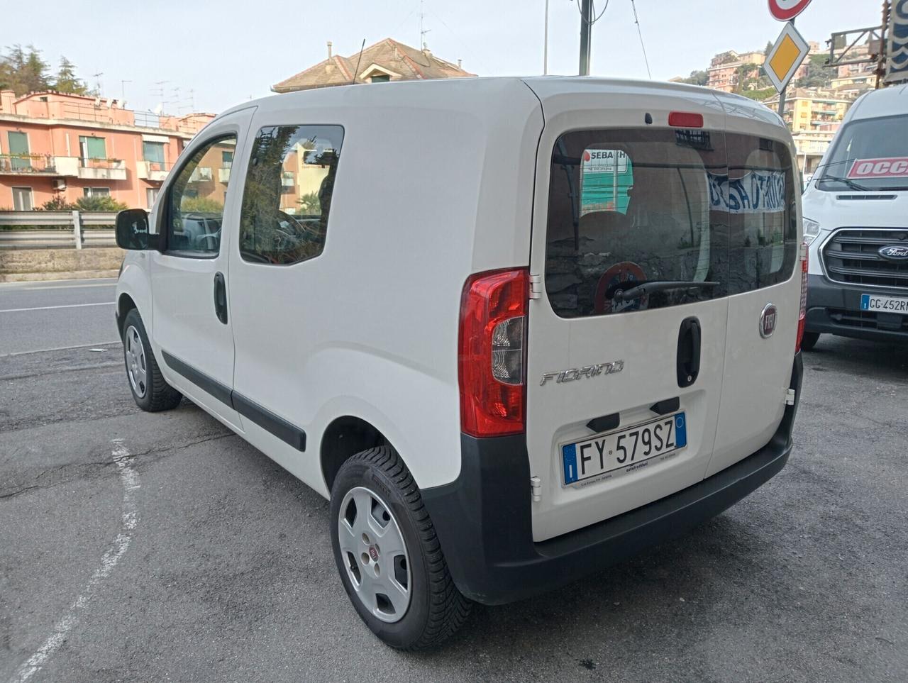 Fiat Fiorino 1.4 8V 77CV Benz. autocarro 5 posti