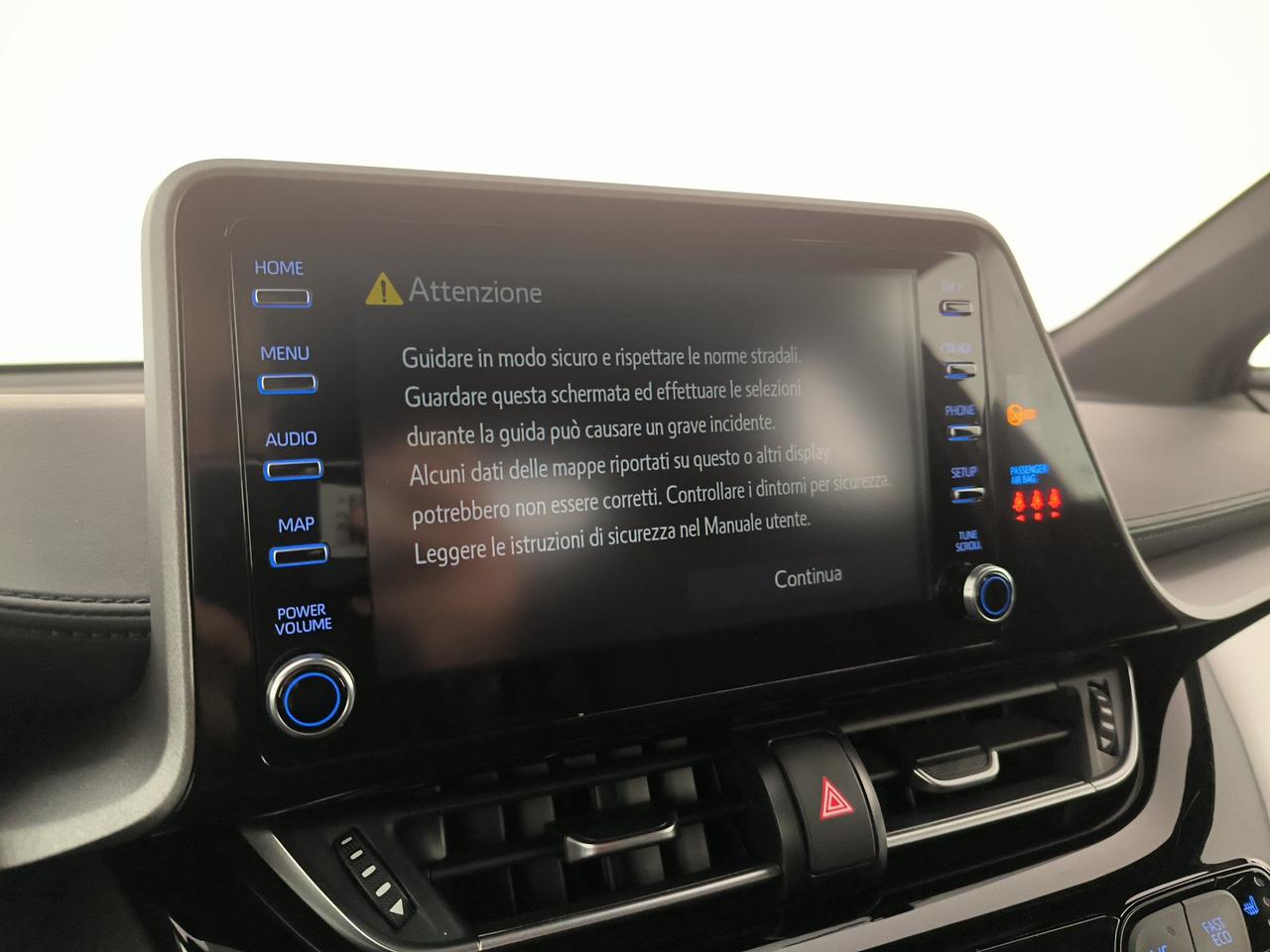 Toyota C-HR 1.8h business e-cvt