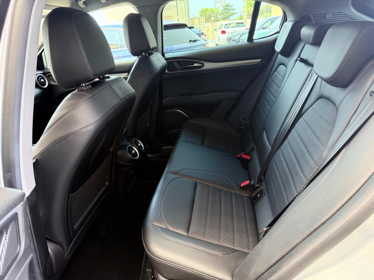 Alfa Romeo Stelvio 2.2 Turbodiesel 190 CV AT8 Q4 Sprint
