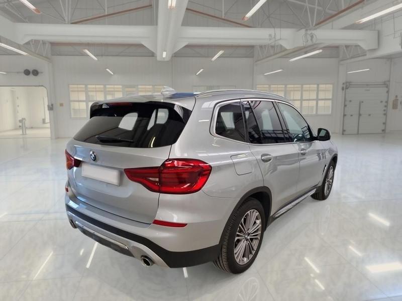 BMW X3 xDrive 20d MH48V Luxury Autom.